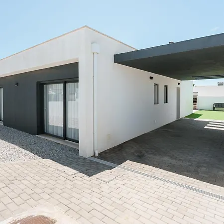 Casa Ventosa With Private Pool Santa Barbara (Lisbon)